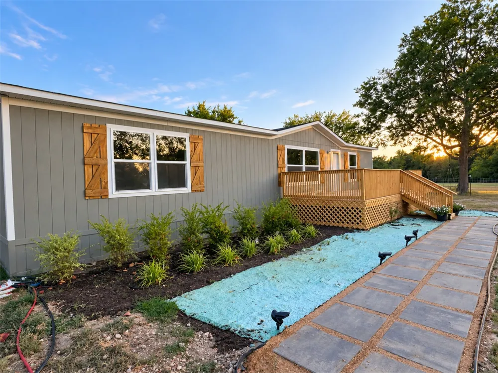 256 County Road 3101 Greenville, TX 75402