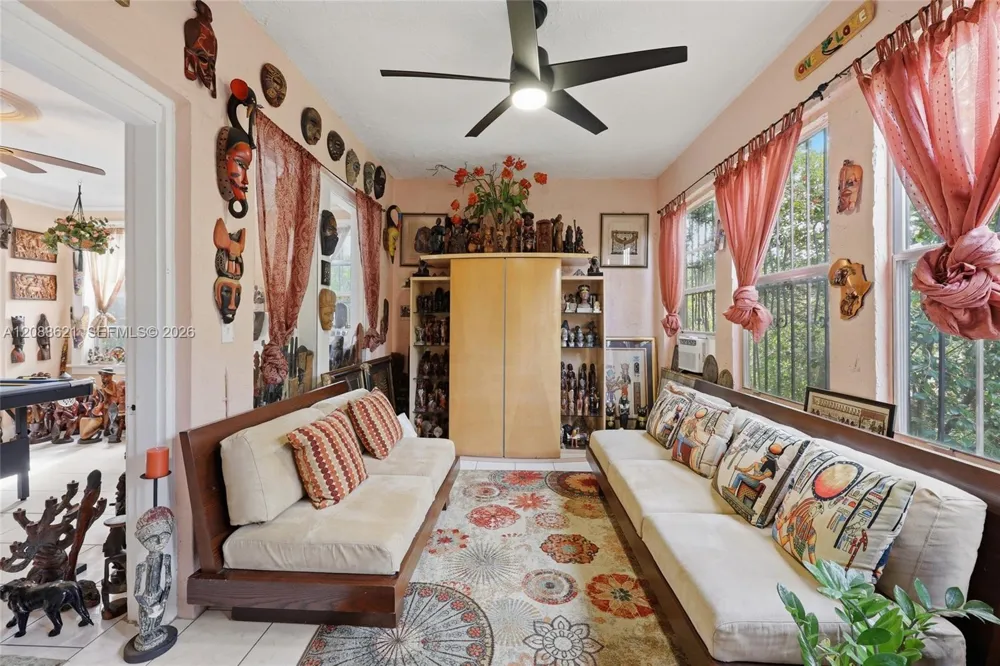 84 NW 47th St Miami, FL 33127