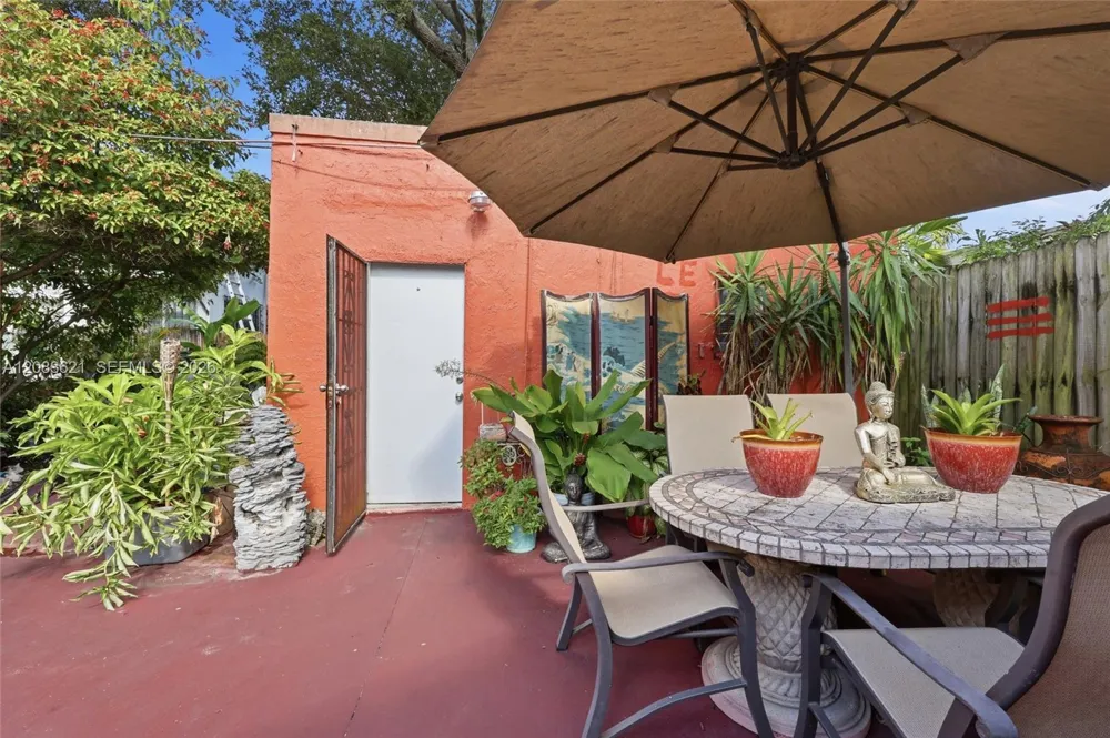 84 NW 47th St Miami, FL 33127