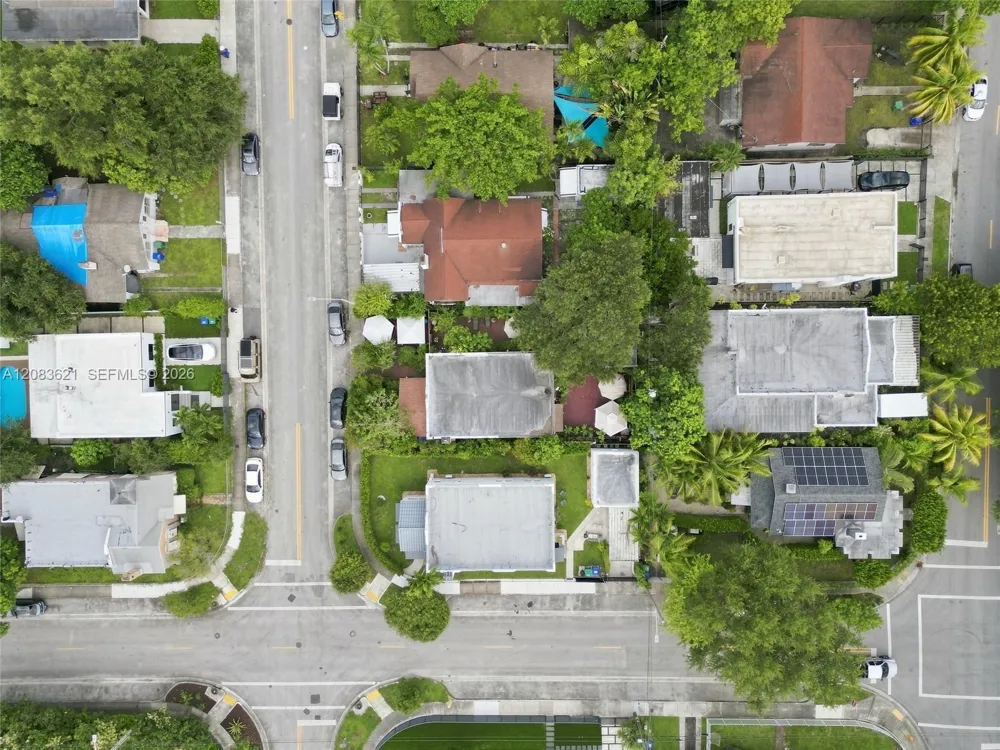 84 NW 47th St Miami, FL 33127