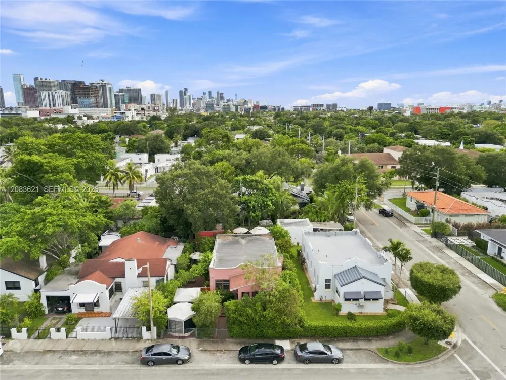 84 NW 47th St Miami, FL 33127