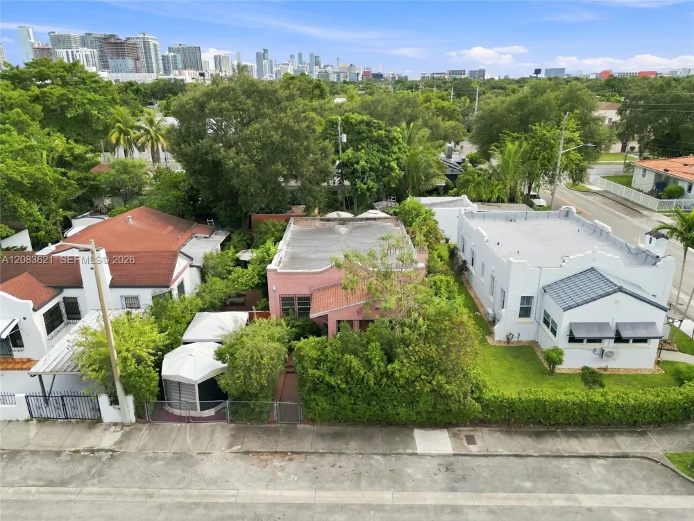 84 NW 47th St Miami, FL 33127