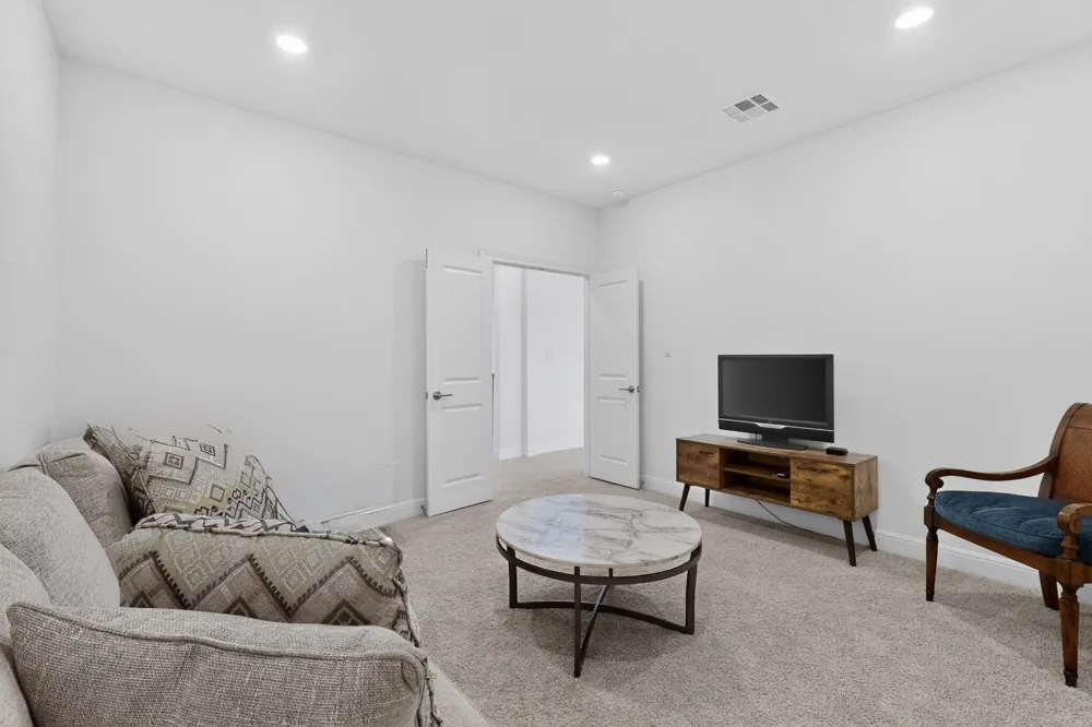 249 Running Bird Road Austin, TX 78737