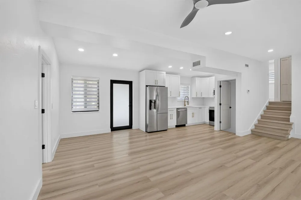 401 NE 15TH TERRACE Boca Raton, FL 33432