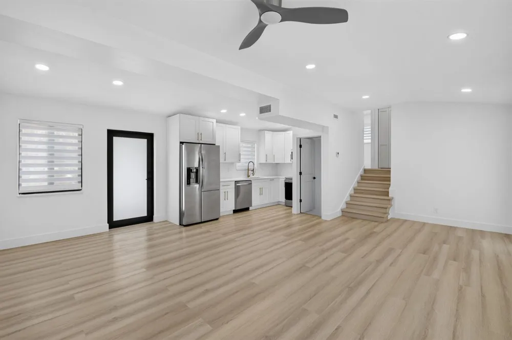 401 NE 15TH TERRACE Boca Raton, FL 33432