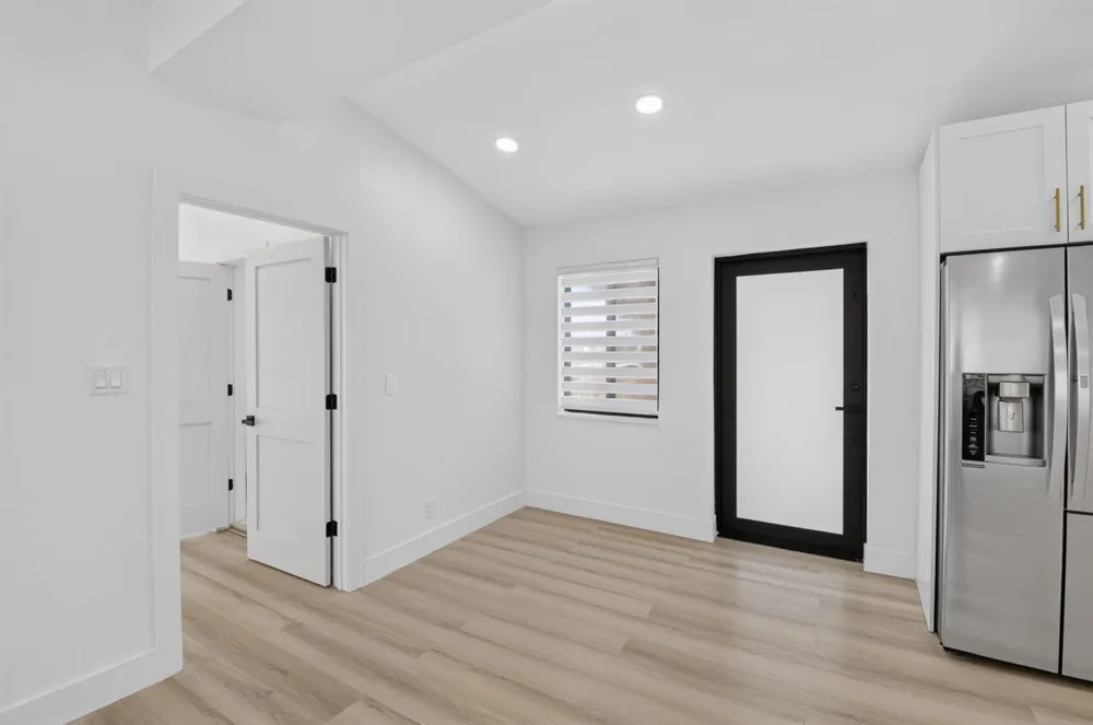 401 NE 15TH TERRACE Boca Raton, FL 33432
