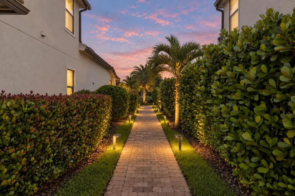 141 Blanca Isles Lane Jupiter, FL 33478
