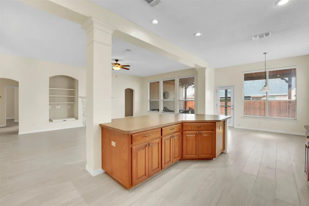 2700 Edgefield Trail Mansfield, TX 76063