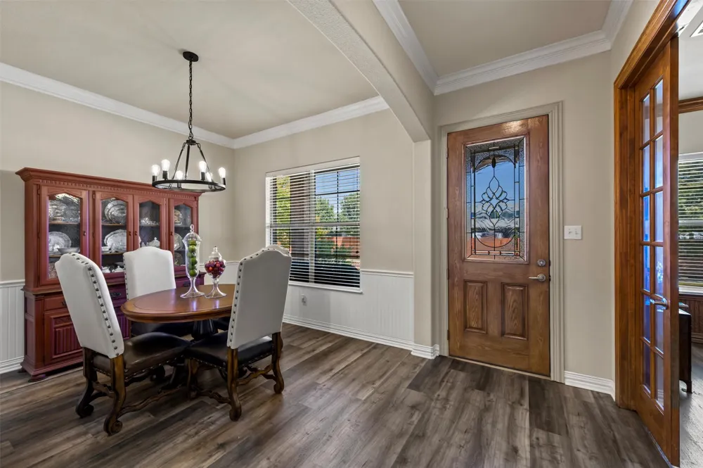 1480 Bristol Lane Lewisville, TX 75077