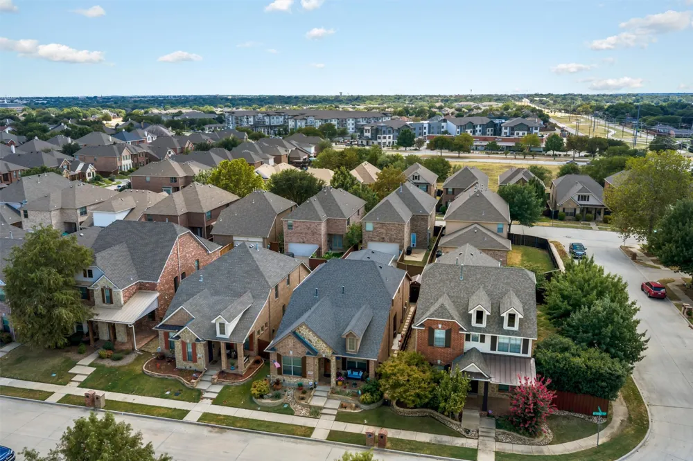 1480 Bristol Lane Lewisville, TX 75077
