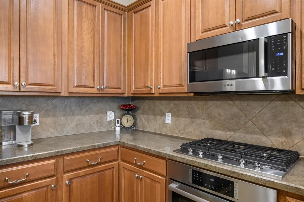 1480 Bristol Lane Lewisville, TX 75077