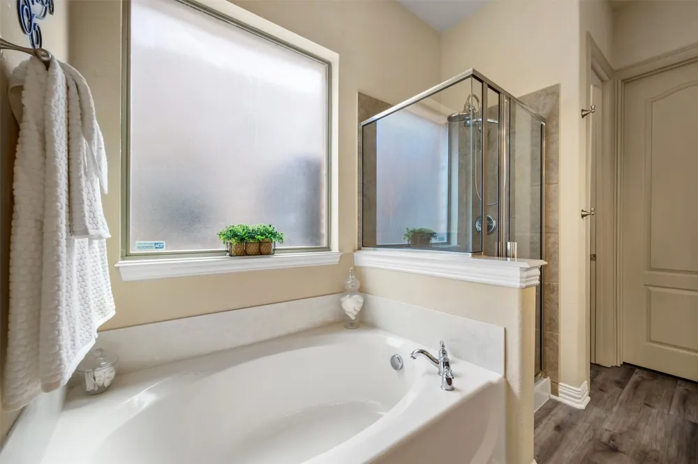 1480 Bristol Lane Lewisville, TX 75077