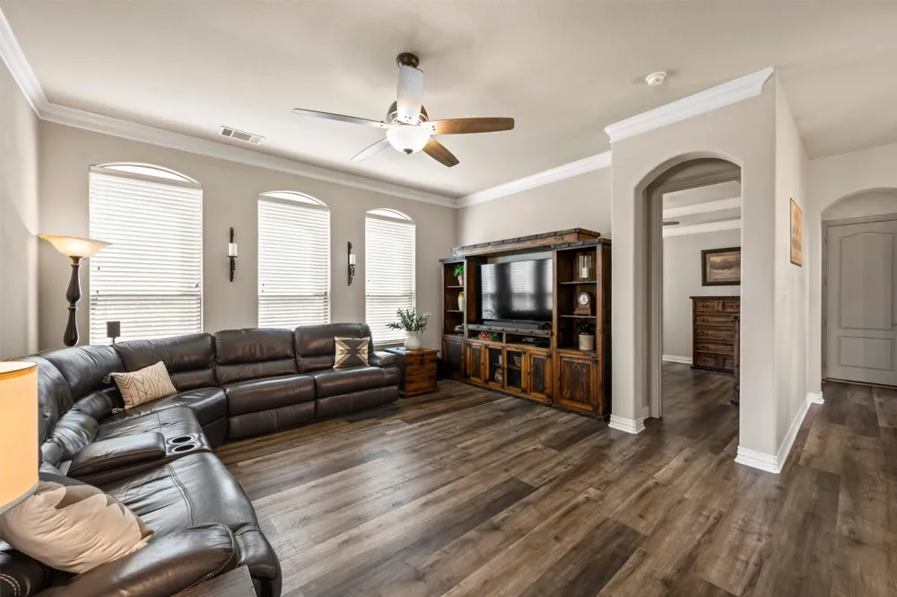 1480 Bristol Lane Lewisville, TX 75077