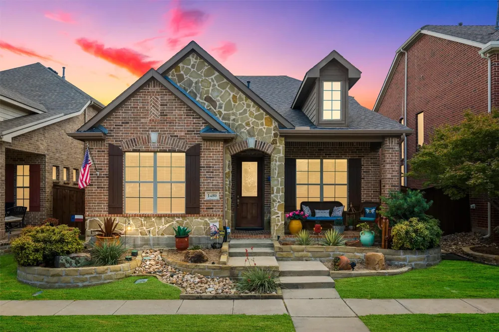 1480 Bristol Lane Lewisville, TX 75077