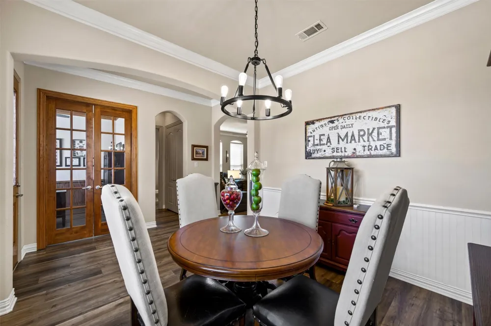 1480 Bristol Lane Lewisville, TX 75077
