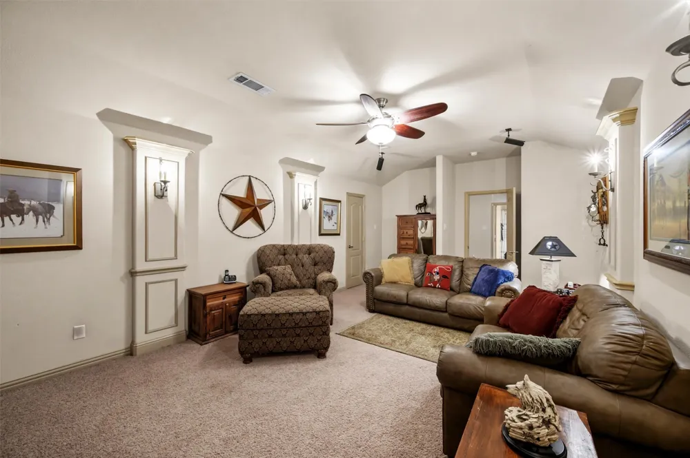 1480 Bristol Lane Lewisville, TX 75077