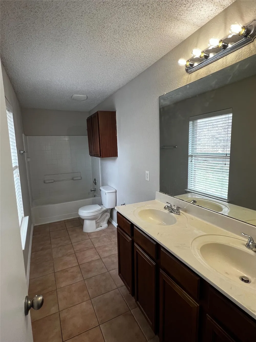 1601 Hedgewood Trail Fort Worth, TX 76112