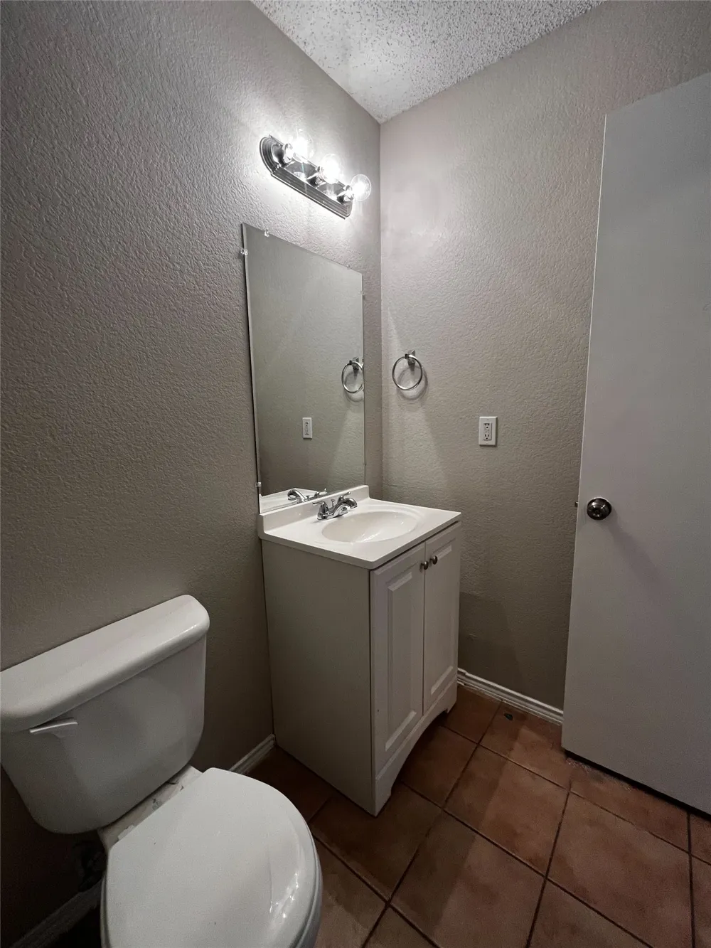 1601 Hedgewood Trail Fort Worth, TX 76112