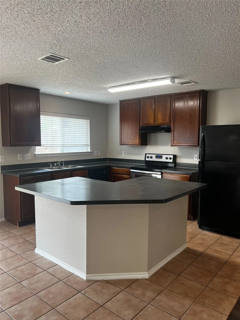 1601 Hedgewood Trail Fort Worth, TX 76112