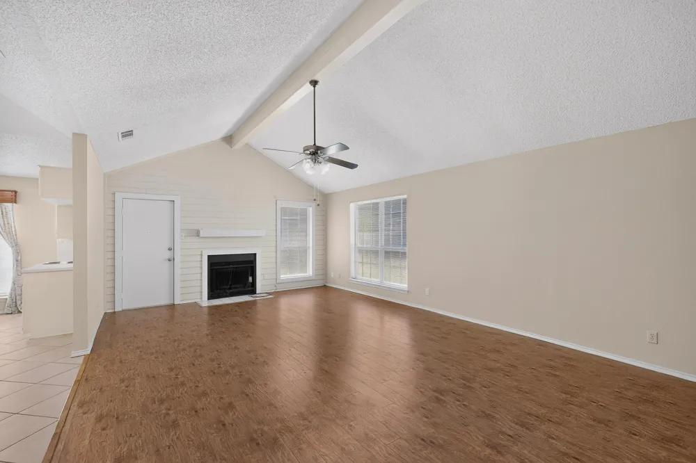 107 Modene Avenue Waxahachie, TX 75165