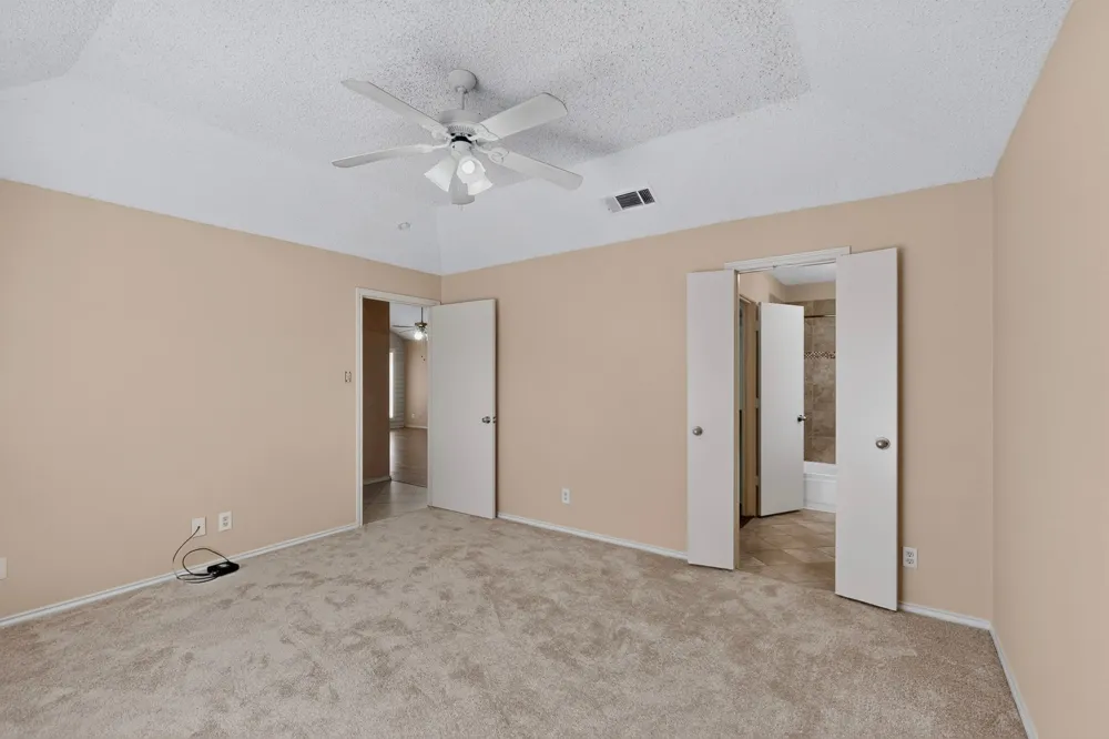 107 Modene Avenue Waxahachie, TX 75165