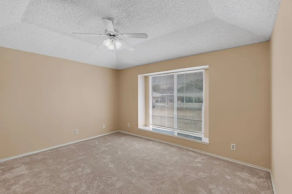 107 Modene Avenue Waxahachie, TX 75165