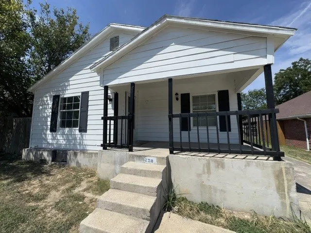 3728 S Main Street Fort Worth, TX 76110