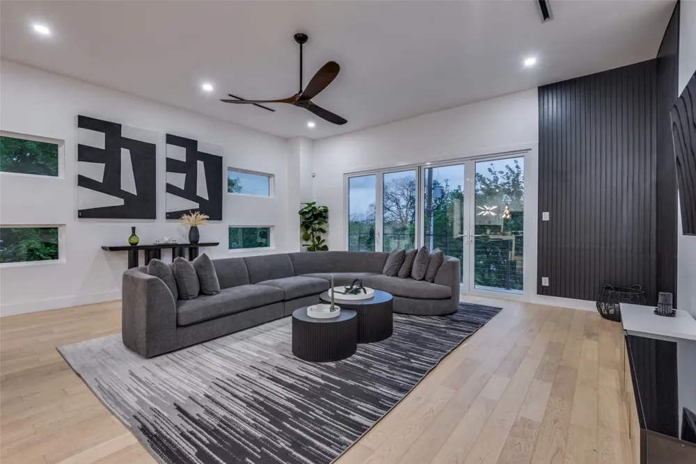 1904 Pollard Street Dallas, TX 75208