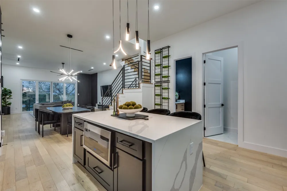 1904 Pollard Street Dallas, TX 75208