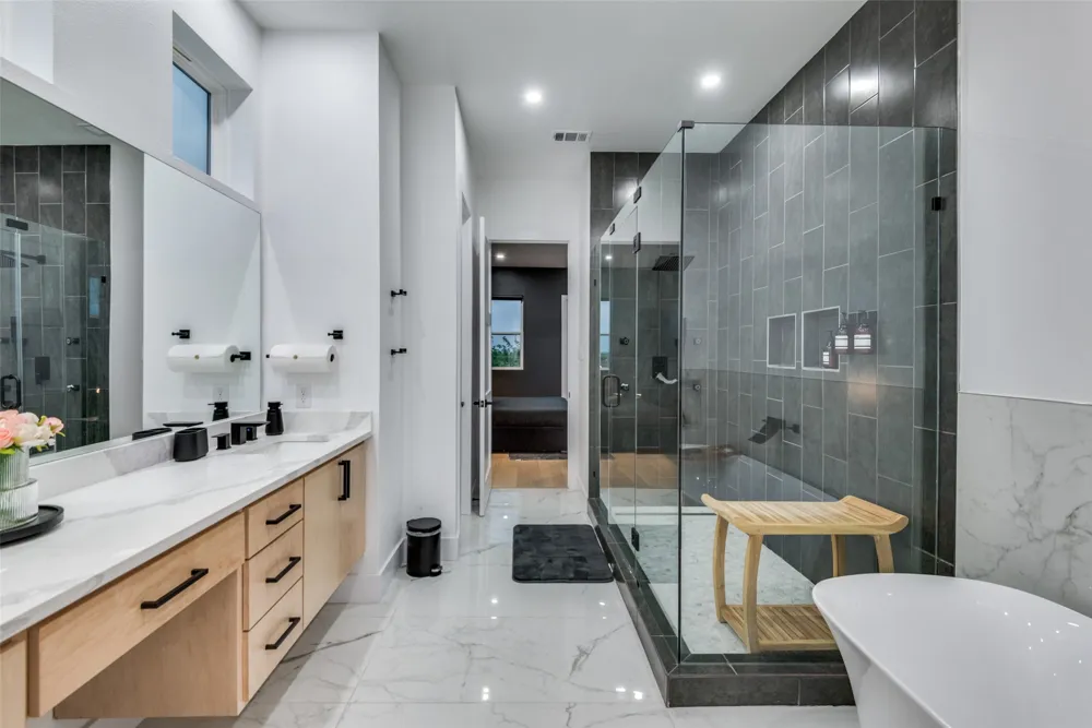 1904 Pollard Street Dallas, TX 75208