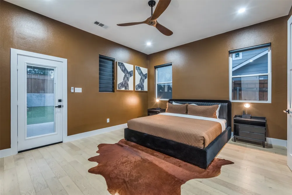 1904 Pollard Street Dallas, TX 75208