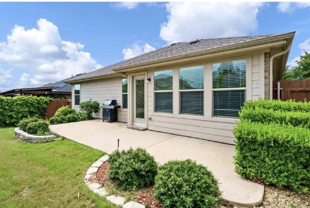 227 Creekwood Drive Princeton, TX 75407