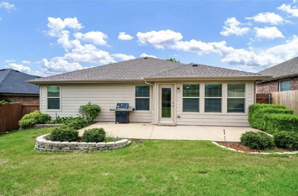 227 Creekwood Drive Princeton, TX 75407