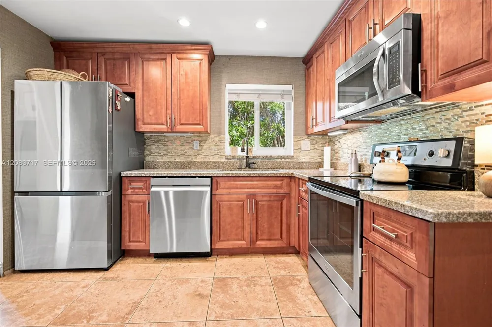 1119 Buchanan St Hollywood, FL 33019