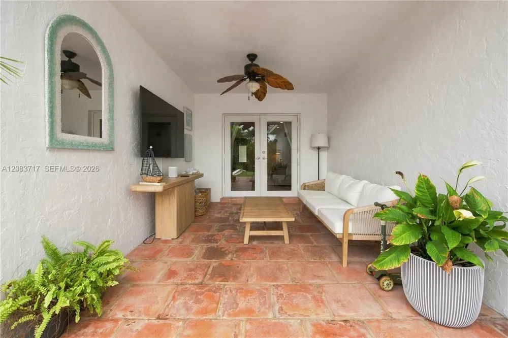 1119 Buchanan St Hollywood, FL 33019