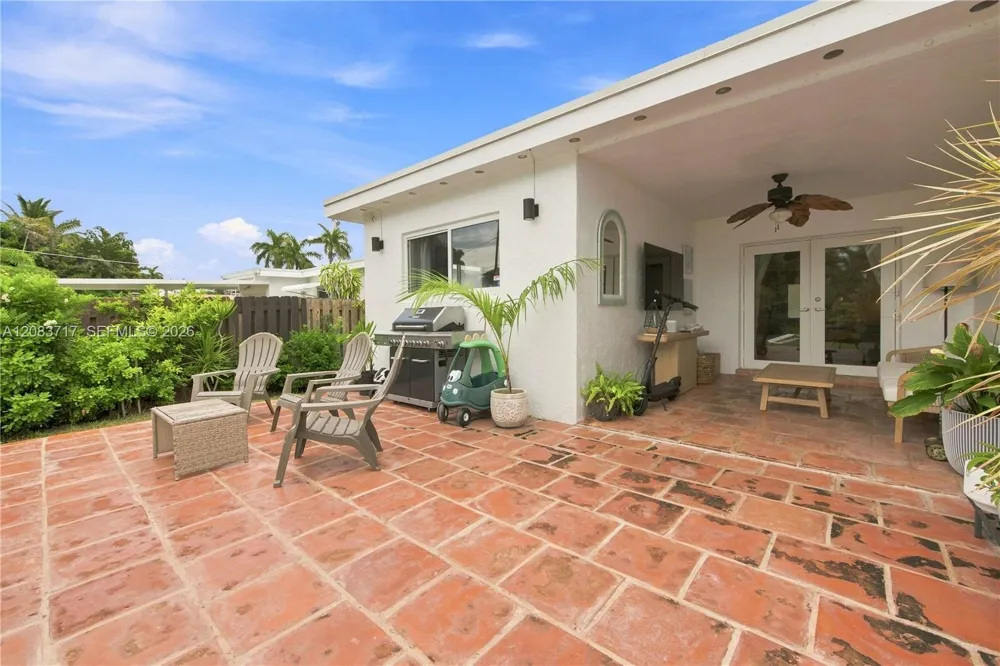 1119 Buchanan St Hollywood, FL 33019