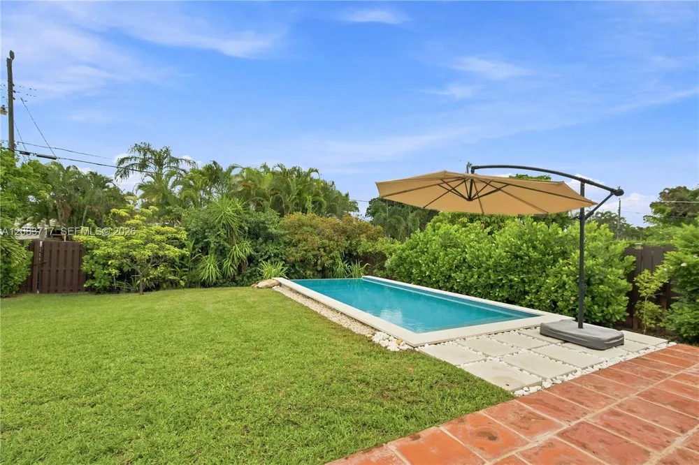 1119 Buchanan St Hollywood, FL 33019