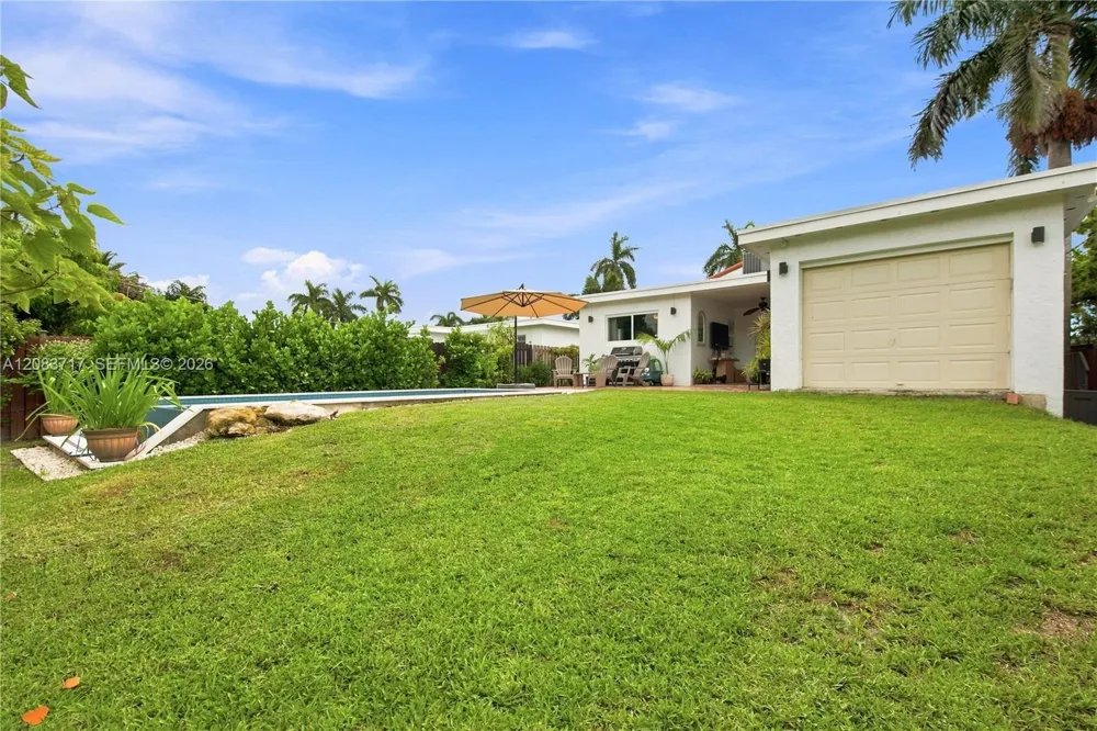 1119 Buchanan St Hollywood, FL 33019