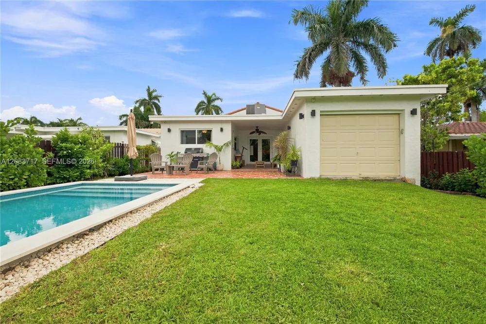 1119 Buchanan St Hollywood, FL 33019