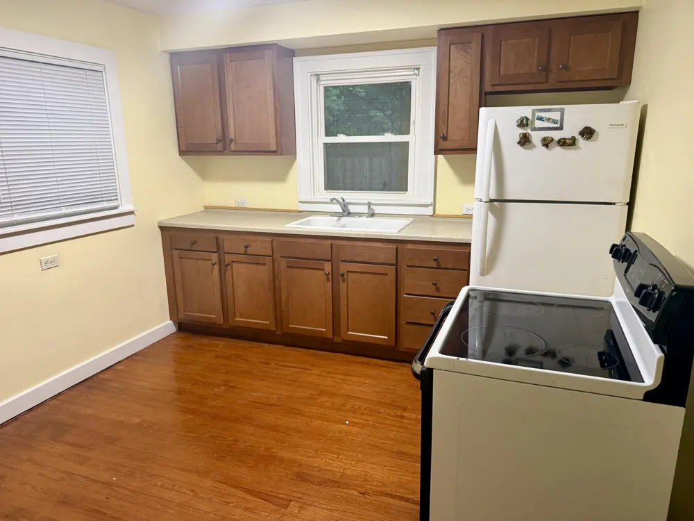 363 Searles Avenue Benton Harbor, MI 49022