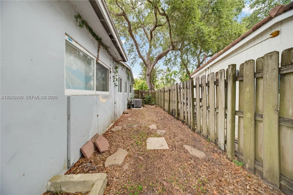 315 SW 19th St Fort Lauderdale, FL 33315