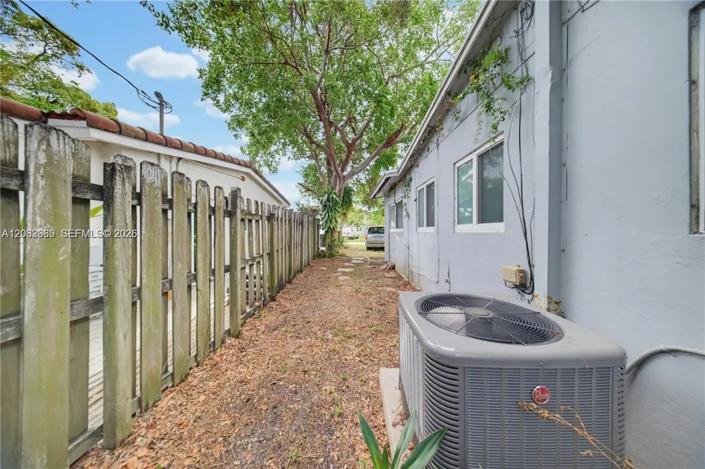 315 SW 19th St Fort Lauderdale, FL 33315