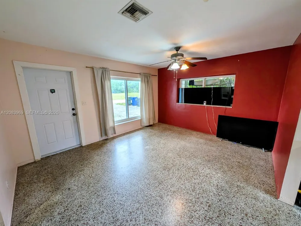 315 SW 19th St Fort Lauderdale, FL 33315
