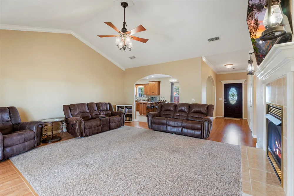 20233 E 570 Colcord, OK 74338