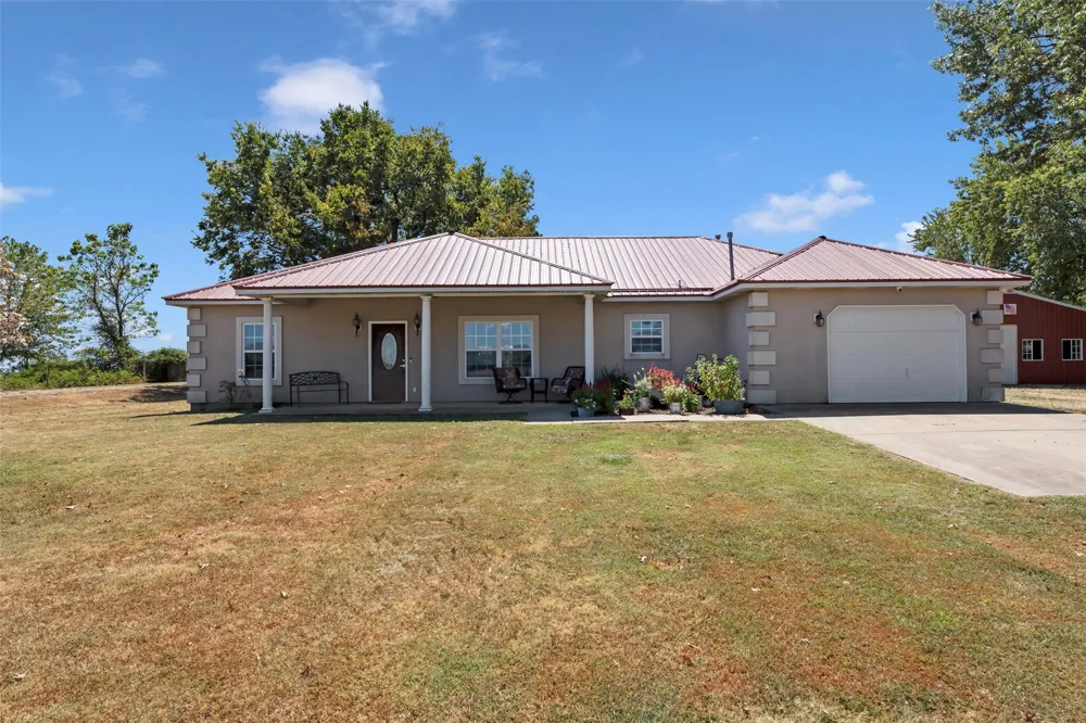 20233 E 570 Colcord, OK 74338