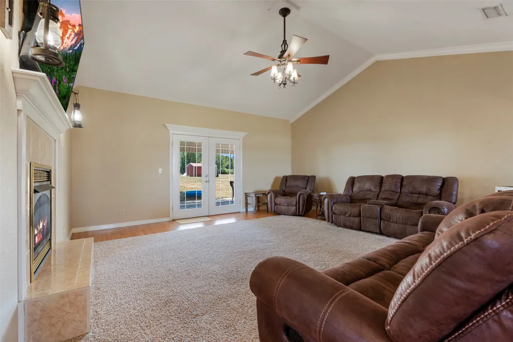 20233 E 570 Colcord, OK 74338