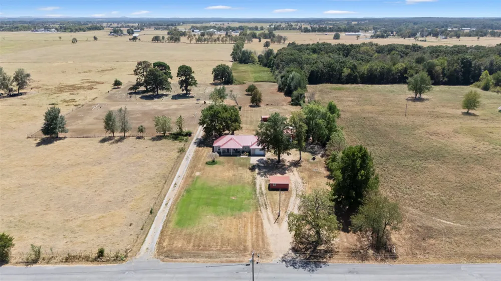 20233 E 570 Colcord, OK 74338