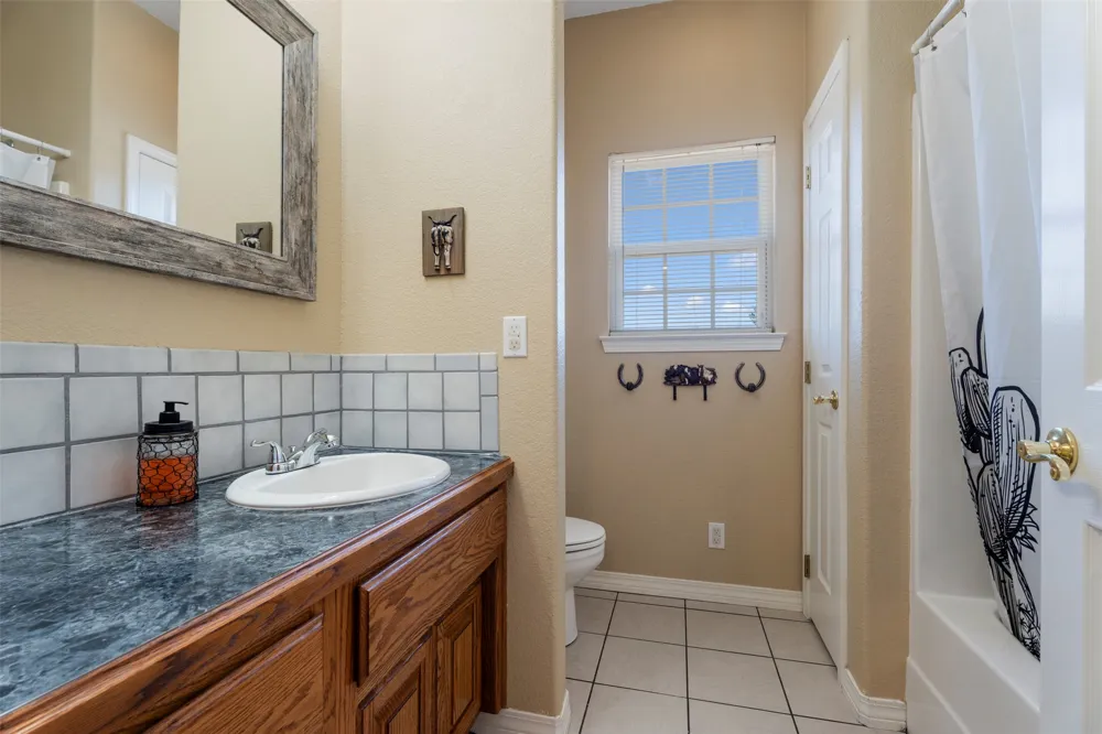 20233 E 570 Colcord, OK 74338