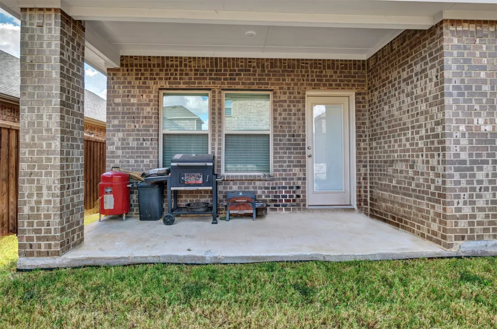 3233 Grimaldo Drive Mesquite, TX 75126
