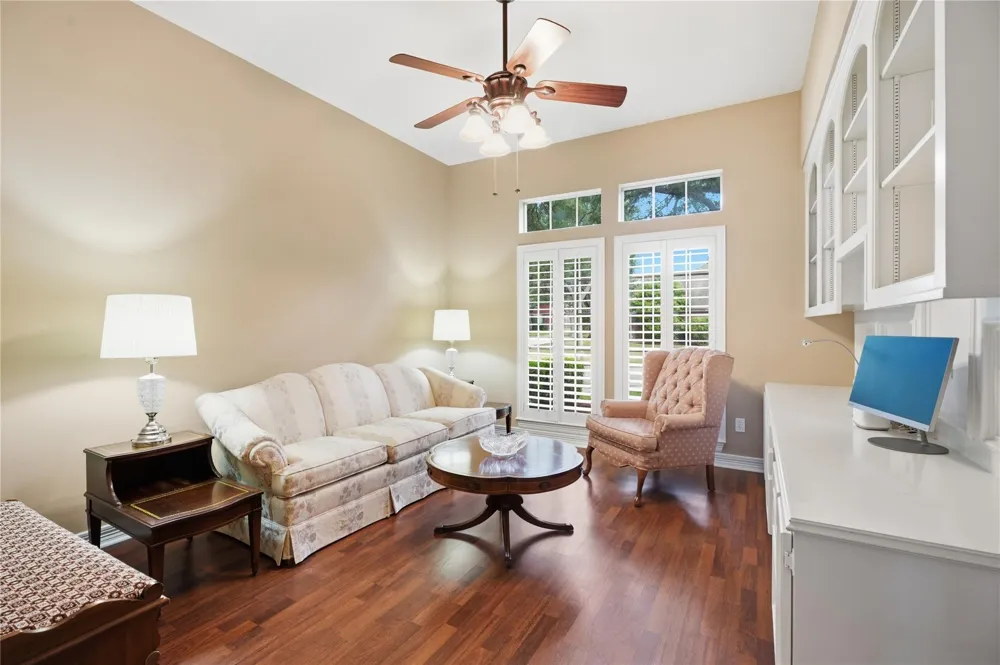 4010 Raven River Drive Pasadena, TX 77059